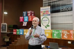 Carmelo Marcén durante su intervención